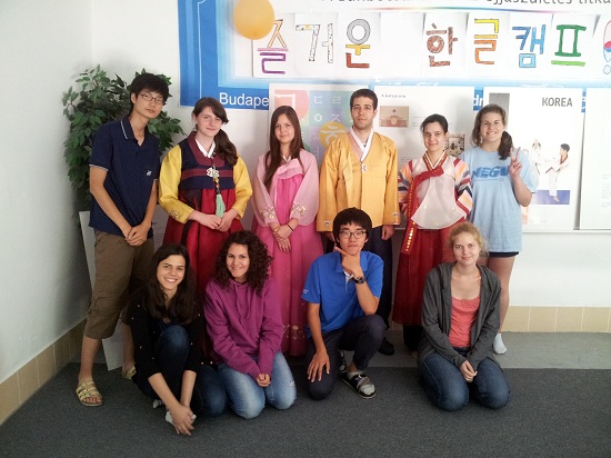 ▲ 헝가리 학생들은 한국어캠프에서 언어도 배우고 한국 문화를 체험하며 즐거운 시간을 가졌다.
