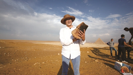 <요리인류>에 방송될 이집트 편. 고대 이집트 빵을 재현하고 있다.