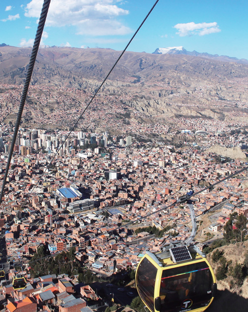 세계에서 가장 높은 케이블 카, 텔레페리코. 라파스 시내를 한눈에 볼 수 있다.