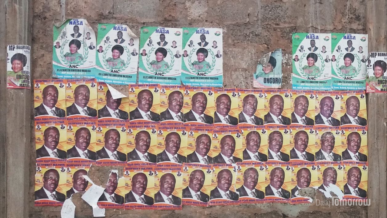 선거철만 되면 케냐의 모든 벽은 선거용 포스터로 도배된다