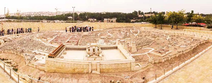 예루살렘 박물관에 있는 헤롯 1세가 지은 성전과 예루살렘 성 모형. 예수 그리스도 시대의 모습을 담고 있다.