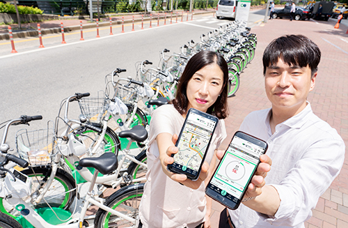 서울 자전거 '따릉이'의 모바일 앱이 개편됐다. 새롭게 개편된 앱은 지도서비스, 대여가능 자전거 현황, 대여 중 남은 시간, 고장신고 등 기능이 새롭게 추가돼 시민들이 보다 편리하게 이용할 수 있도록 했다. ⓒ서울시