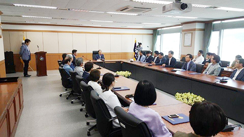 지난 18일 출범한 민선 7기 부산 시장직 인수 위원회. ⓒ오거돈 부산시장 당선자 공식 페이스북 