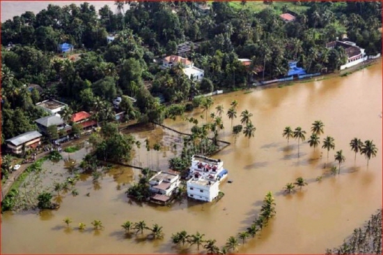 인도 케랄라 주(州) 정부는 100년 만의 최악의 홍수로 심각한 피해를 입었다고 밝혔다.ⓒIANS