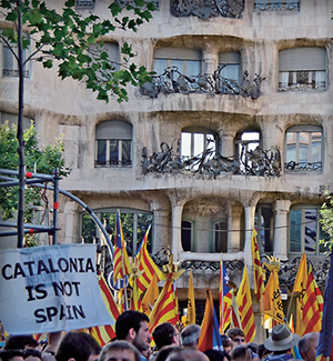 소강상태였다가 최근 다시 떠오르고 있는 카탈루냐 독립 운동
