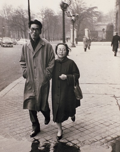 김환기와 김향안, 1957, 프랑스 파리 콩코드 광장에서 ⓒWhanki Founadation∙Whanki Museum