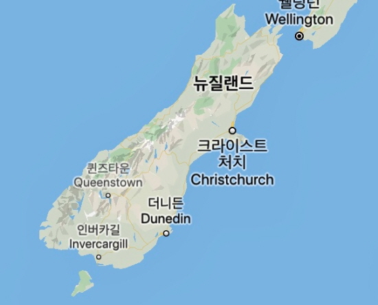 뉴질랜드의 남섬. 퀸즈랜드와 크라이스트처치는 뉴질랜드 남섬의 대표 도시이다.
