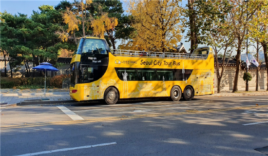 서울시티투어버스가 오는 4월 3일(토)부터 운행을 재개한다.