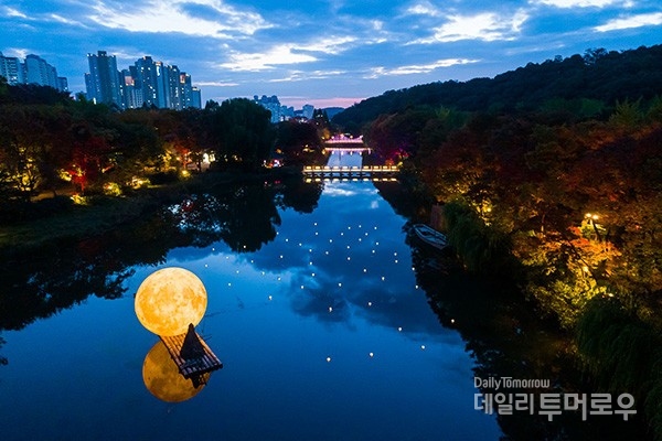 한국민속촌 지곡천 보름달