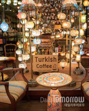 ���� �������� �ִ� Ŀ��Ŀ�۹ڹ���. 1���� Ƣ��Ű���� ������ ������ �����´�. ���� �豳ȯ ����